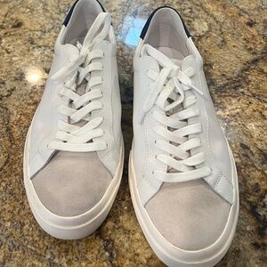 VINCE Mens size 9 sneakers